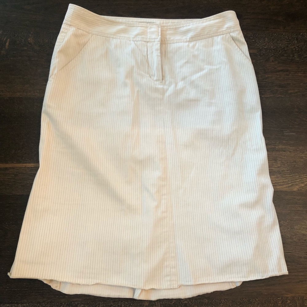 Pinstripes pencil skirt